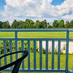 Villa Zaara